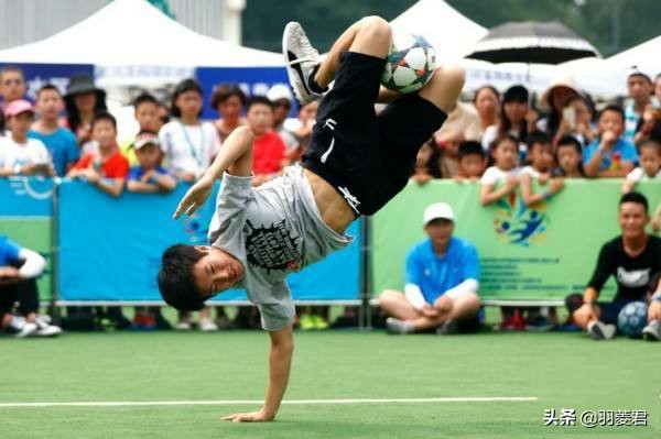 乔峰练的擒龙功是何等武功,乔峰的降龙十八掌为什么这么厉害