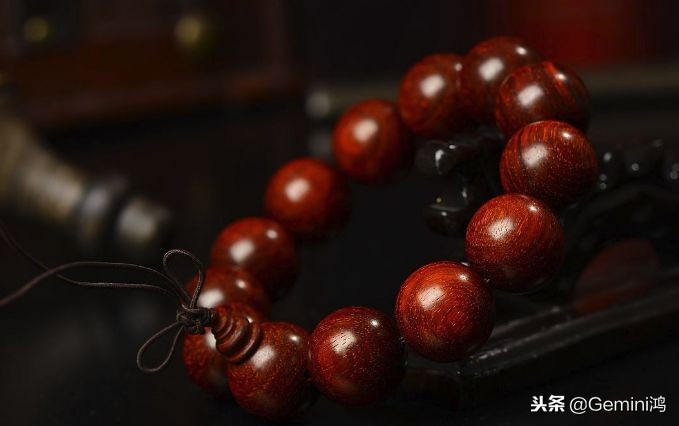 小叶紫檀手串为什么会裂,文玩小叶紫檀真的假的