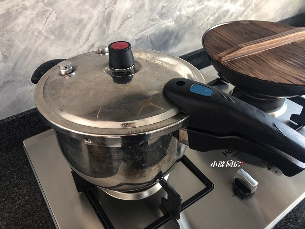 市场上买的笋干怎么泡发,如何快速泡发笋干