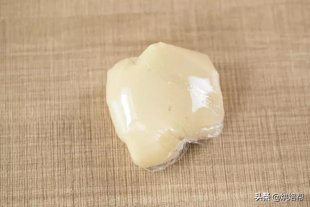 如何用烤箱烤芝麻烧饼,老北京麻酱芝麻烧饼的烤箱做法