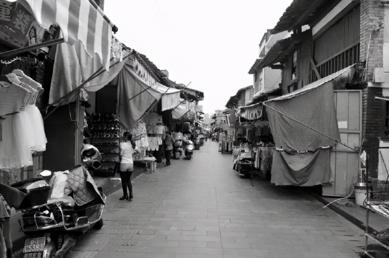 为什么耐克阿迪会有假鞋,假冒阿迪耐克