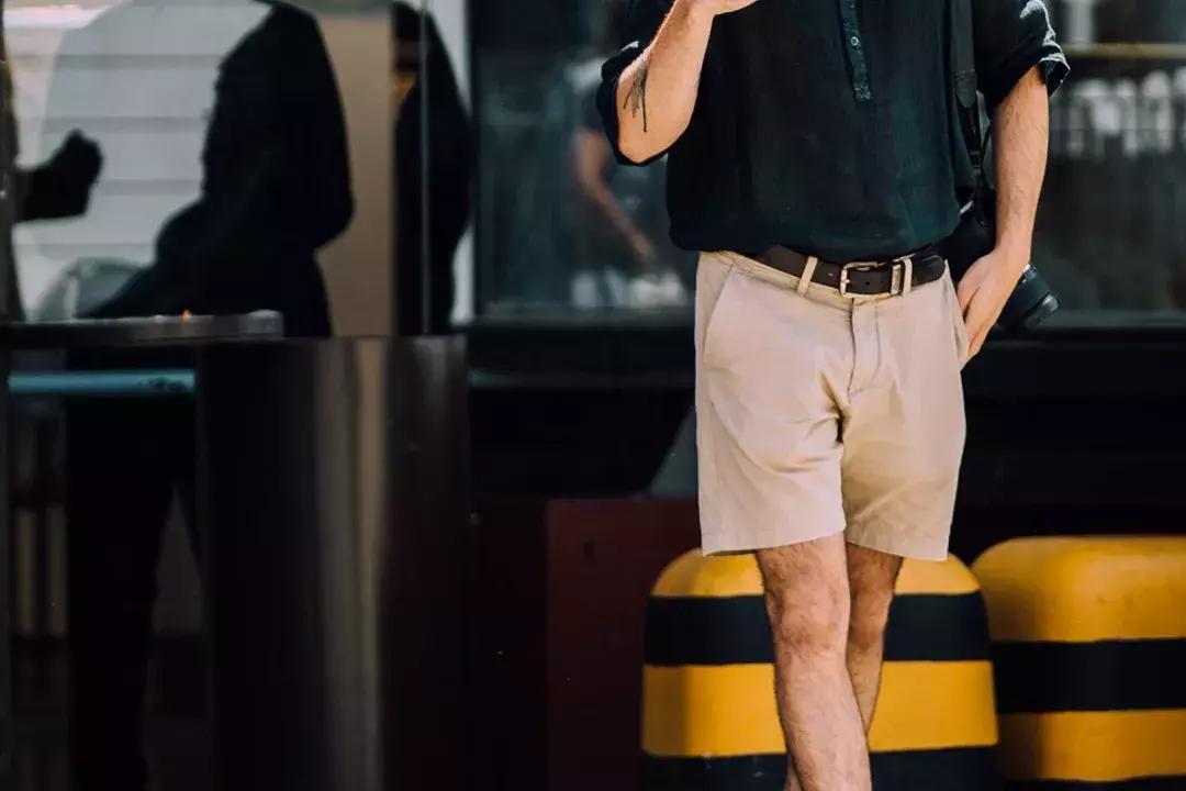 只有短袖短裤怎么穿出潮流感,短裤和短袖怎么穿更好看