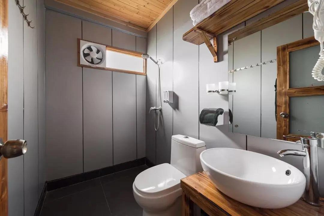 鑻卞痉涔濆窞椹跨珯鏍戜笂娓╂硥鏅偣,鑻卞痉涔濆窞椹跨珯鏍戜笂娓╂硥鎴夸环