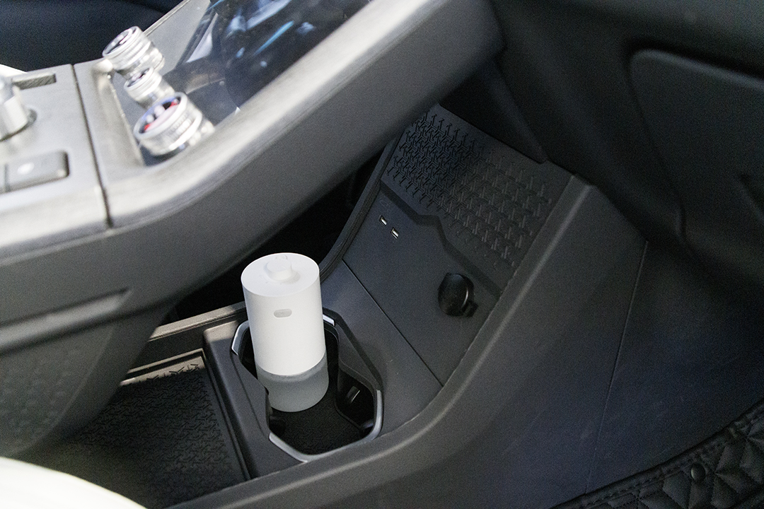 哪吒u新能源汽车推荐2021驾驭版,透明a柱的车