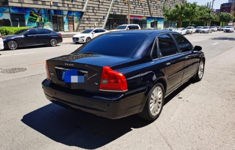 2004年沃尔沃s802.9,04年沃尔沃s80顶配当年多少钱
