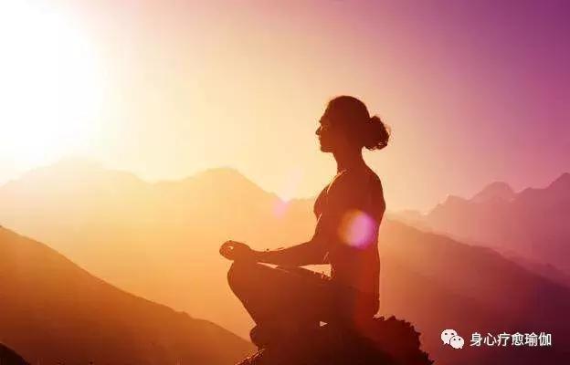 呼吸控制练习瑜伽,瑜伽练习时怎样吸气呼气