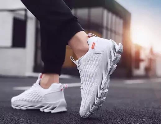 颜值与实用性兼备跑步鞋,爆发力强跑步鞋