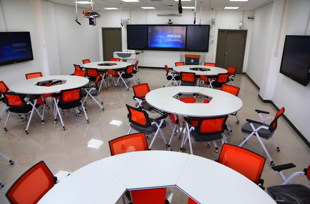 最新邯郸职业学院,逛邯郸职业技术学院