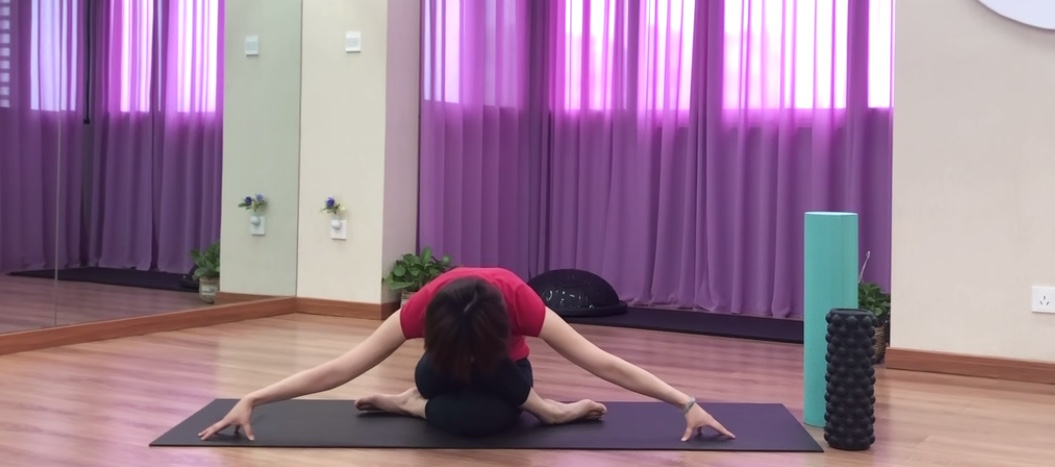 瑜伽初级教程开肩20分钟,瑜伽入门15分钟第一课教学设计