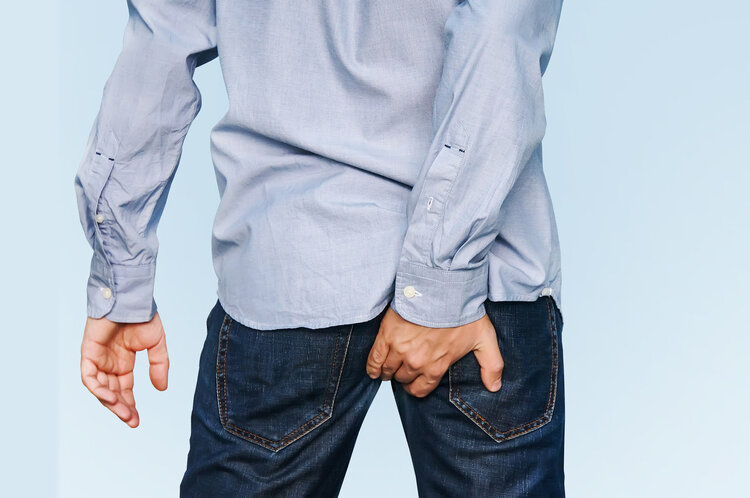 屁股痘痘的印子最有效的去除方式,女生屁股两侧黑印怎么消除