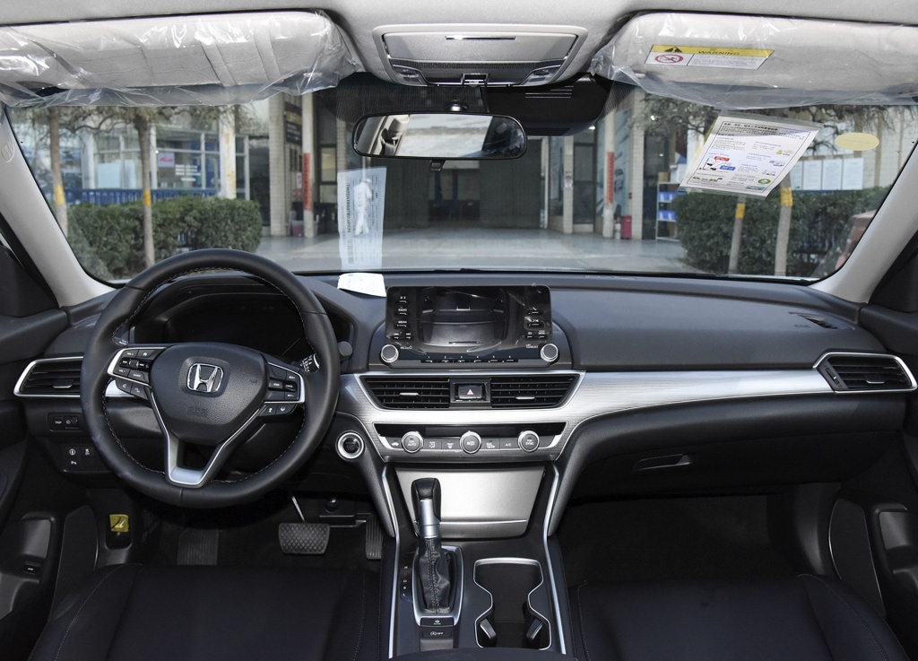 好多人说雅阁不好是真的吗,购买本田雅阁前的五大忠告