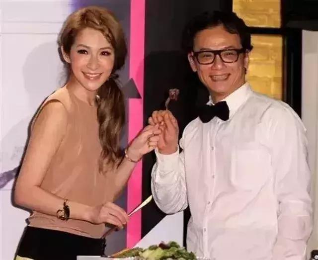 萧亚轩巅峰时期退圈,萧亚轩衰老