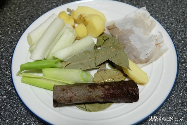 酱牛肉和鸡肉一起做法减脂餐,酱牛肉冻完后怎么做减脂餐好吃