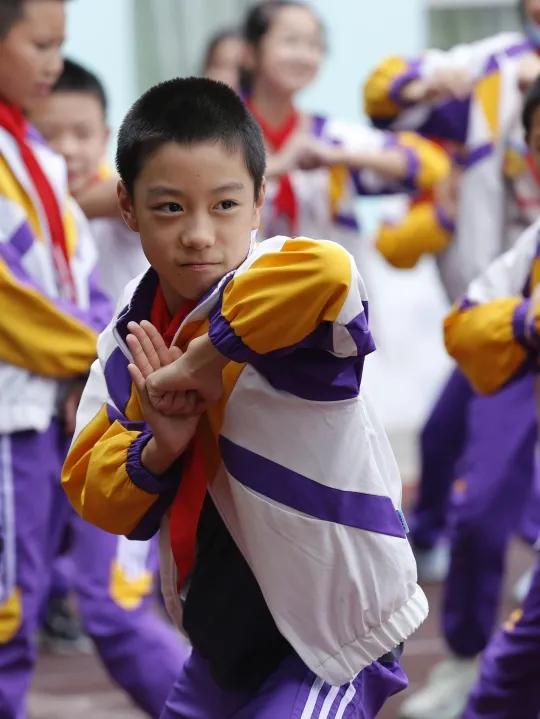 南湖小学武术操,成都市新华路小学武术比赛
