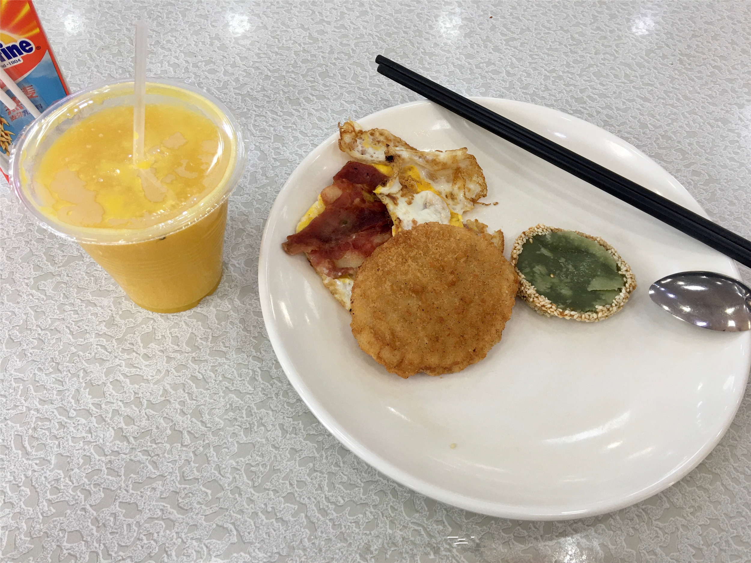 厦门大学食堂有多爽?米饭免费,菜品5块钱吃到撑,网友:太值了