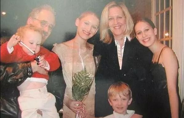 芭蕾朱利安,芭蕾精灵朱利安