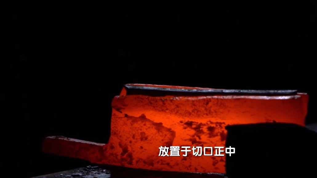 中国最锋利的锻打菜刀邓家刀,重庆大足锻打菜刀邓家刀