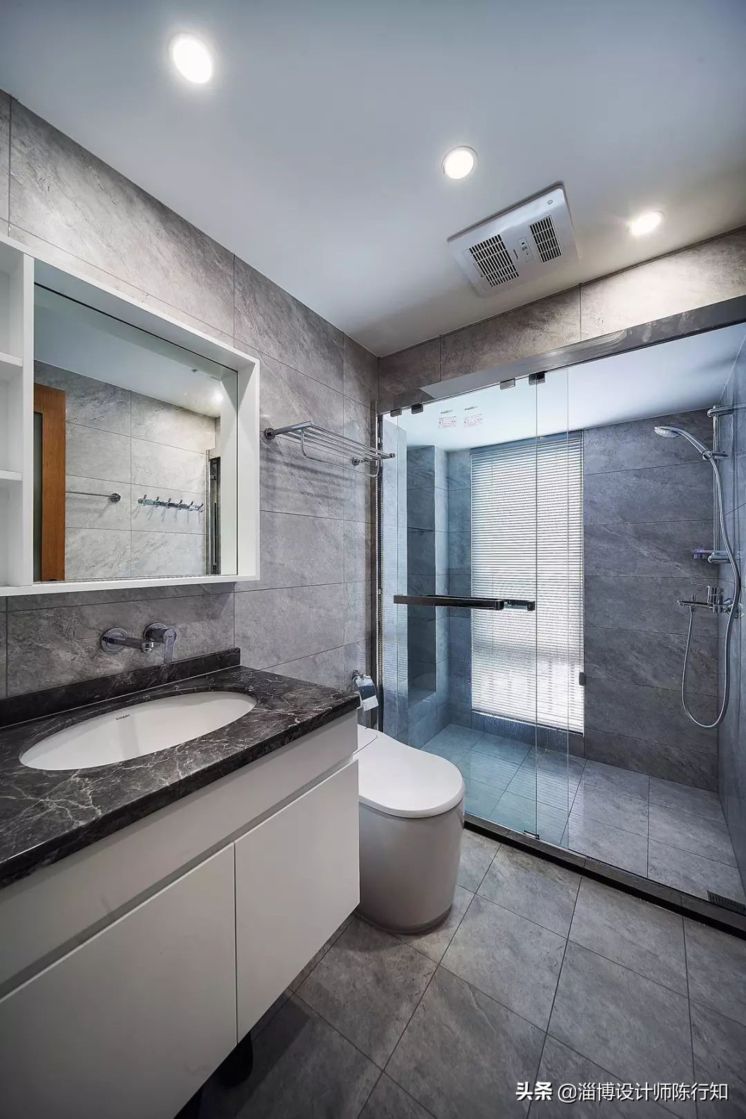 干湿分离卫生间推拉门玻璃隔断,玻璃隔断干湿分离卫生间设计