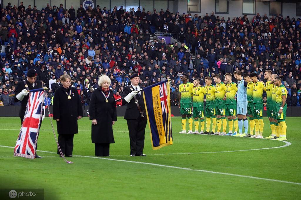 马拉多纳背后的故事,马拉多纳贝利的恩怨