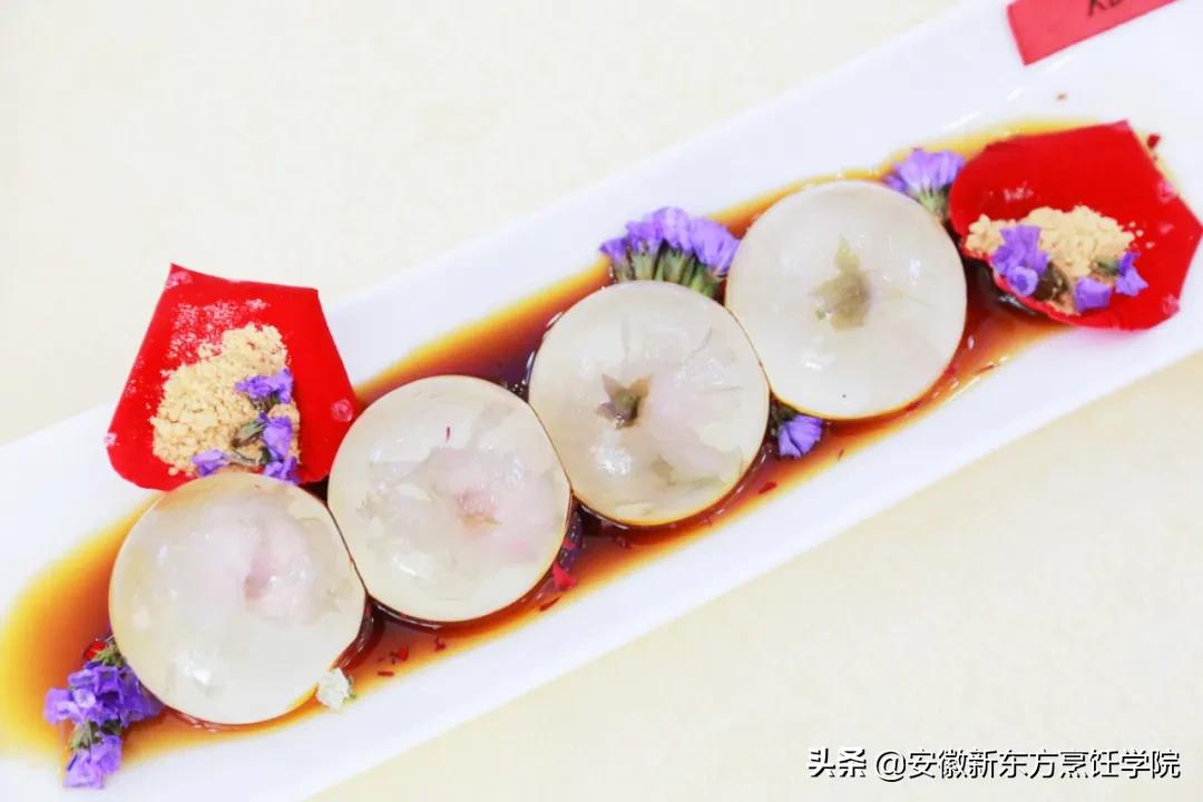 吉利丁片和吉利丁粉用量一样吗,烘焙吉利丁片和吉利丁粉区别