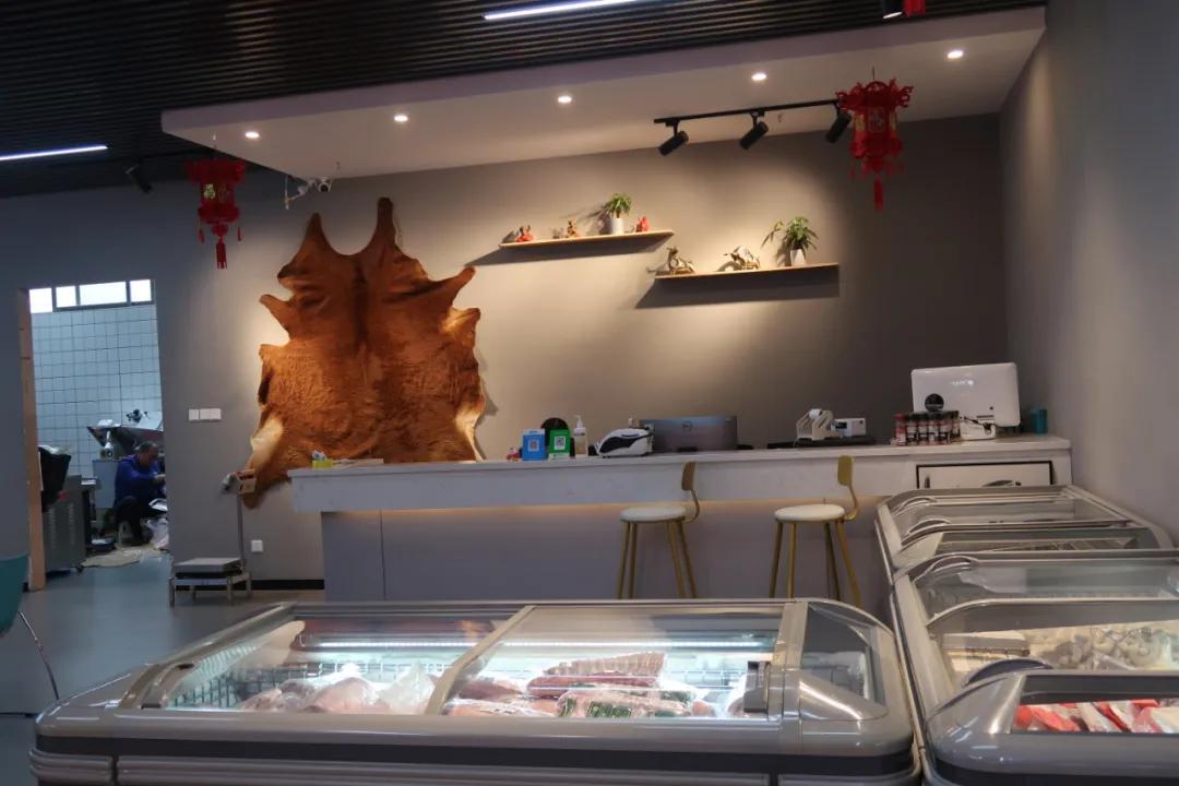 在这个足足2万平的奇妙海鲜“商场”，我找到了赚钱的动力