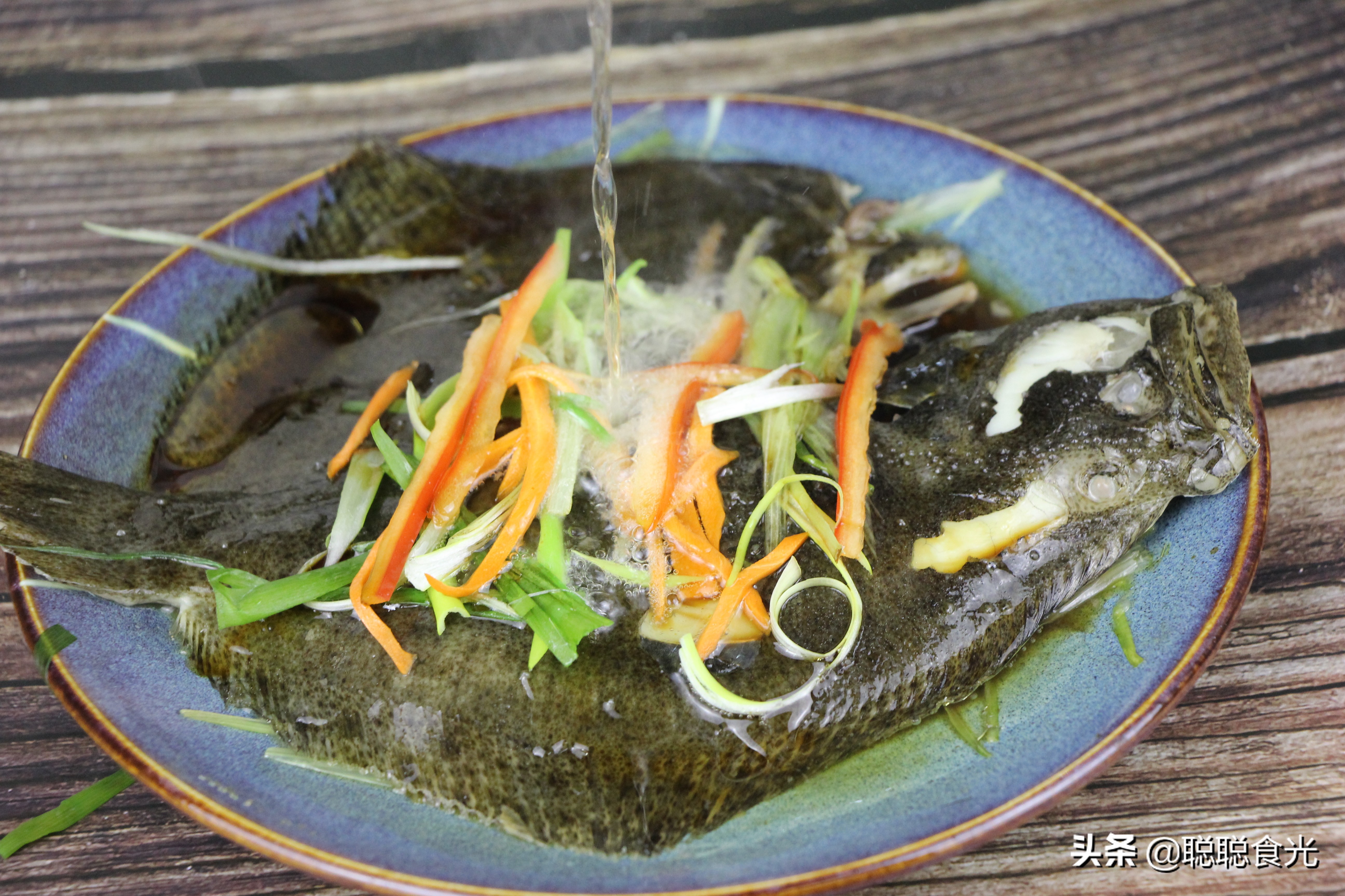 多宝鱼比较少刺肉鲜美,清蒸多宝鱼简单易学鲜美软嫩