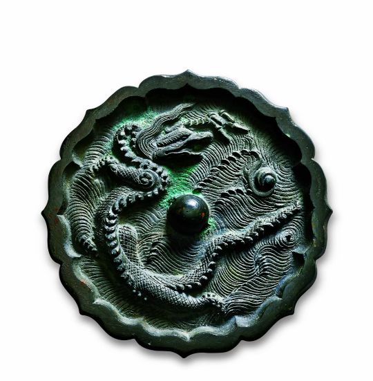 2022年秋拍铜镜拍卖价格,唐代八角花鸟铜镜拍卖价格