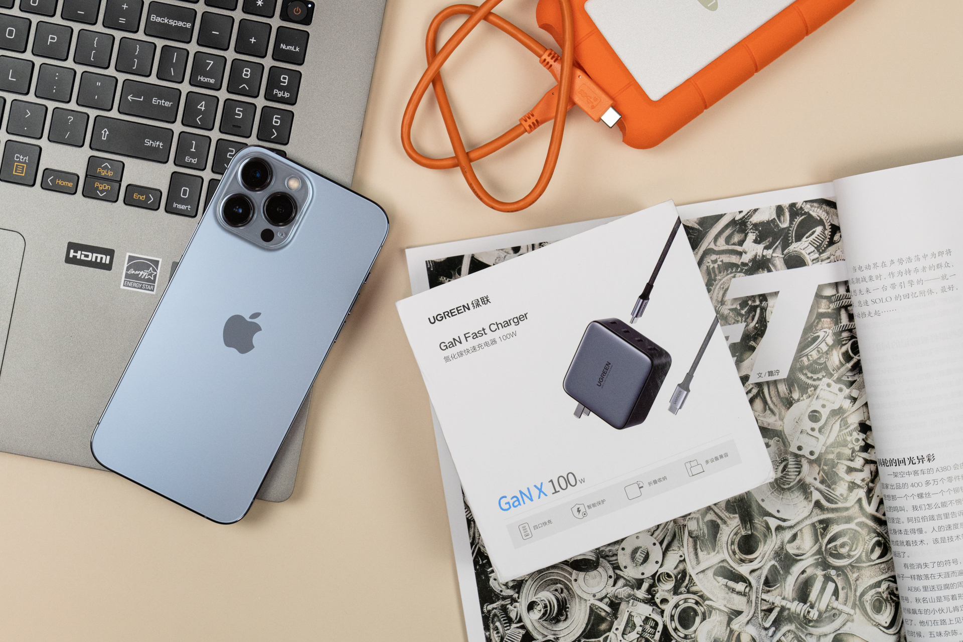 绿联30W氮化镓快速充电器,绿联闪充湃氮化镓充电器45瓦测评