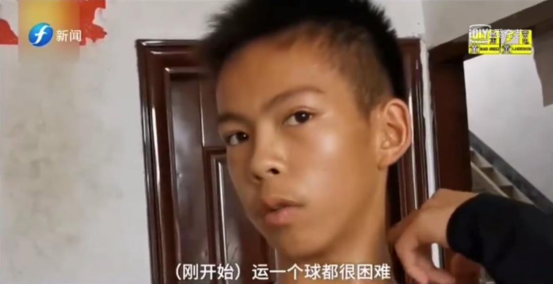 13岁中国独臂少年,13岁独臂少年怎么火的