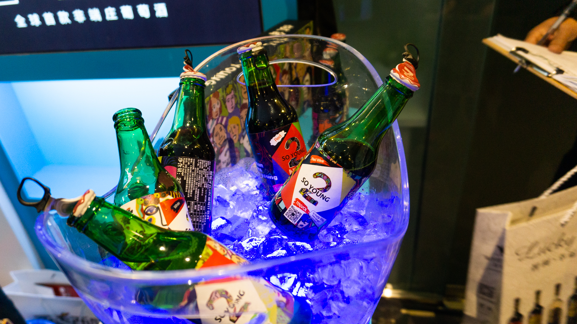 电动开红酒神器,自动开酒器开红酒神器