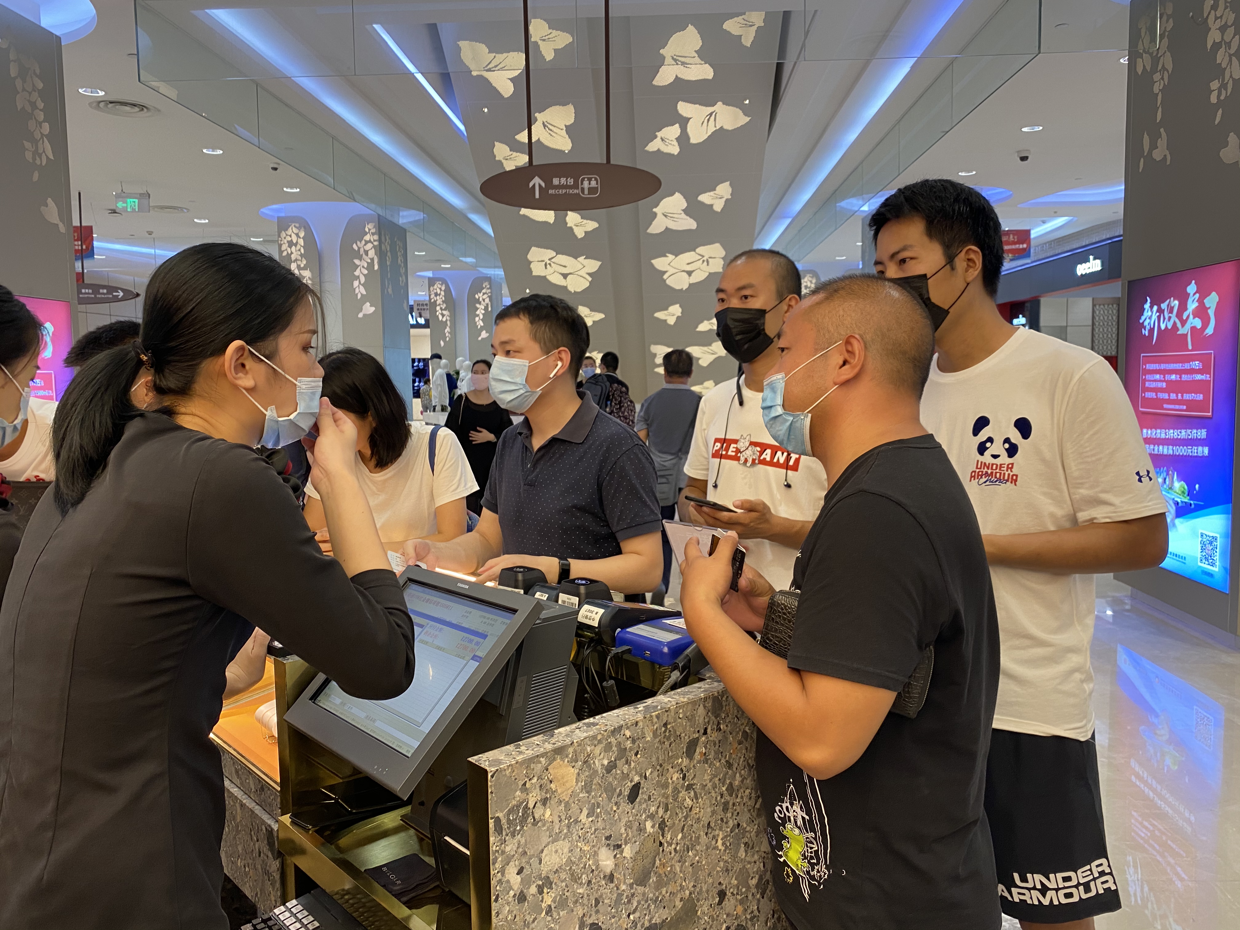 海口首家宝格丽7月30日正式入驻海口日月广场免税店