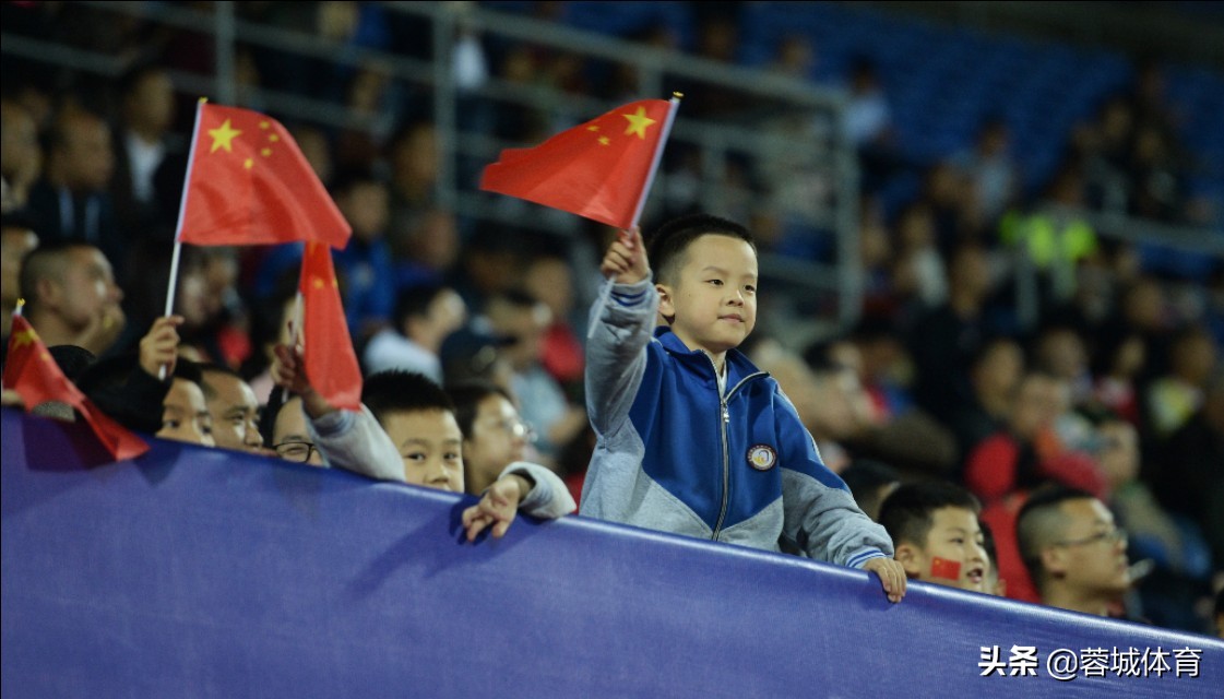 中国足球国家队主教练李铁,中国国家队主教练李铁