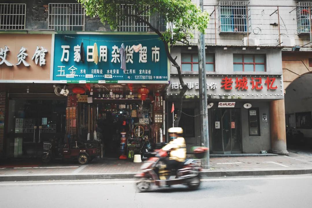 南昌是不是很好玩,南昌这个城市还值得去吗