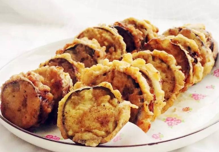 炸茄盒糊怎么调呀,炸茄盒的面糊怎么调酥脆的