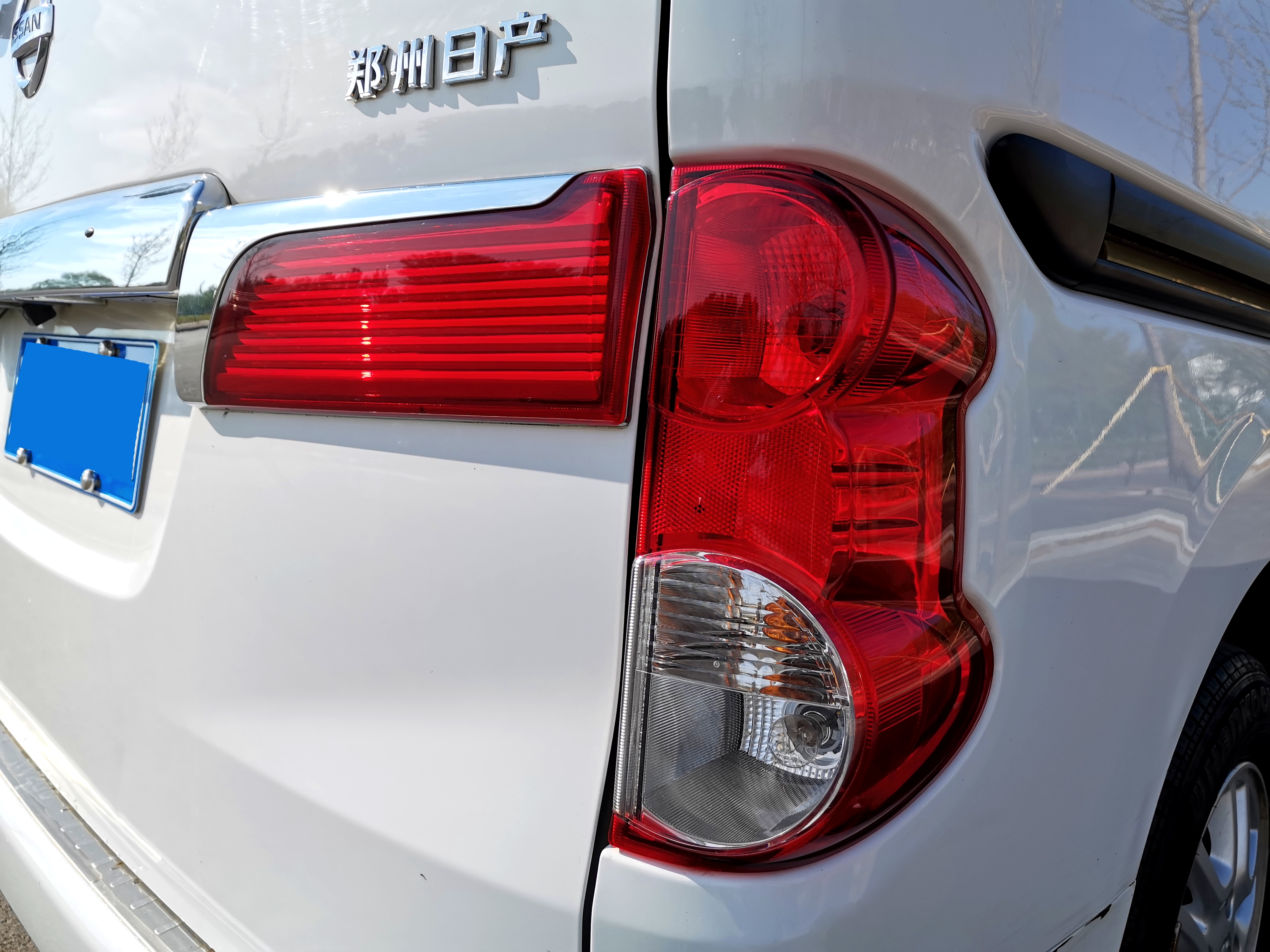 拉人载货两用车推荐,拉人拉货两用小车