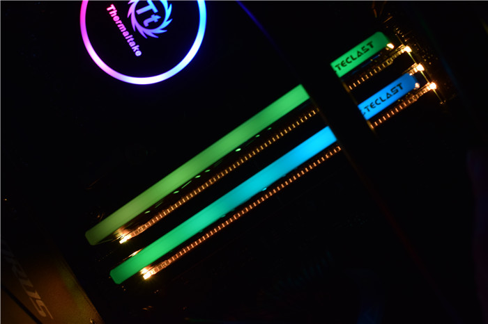 电脑内存3000hz,电脑内存hz2400