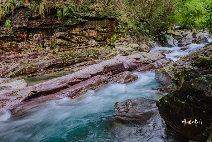 一下雨徽州就成了水墨色,安徽石台避暑胜地