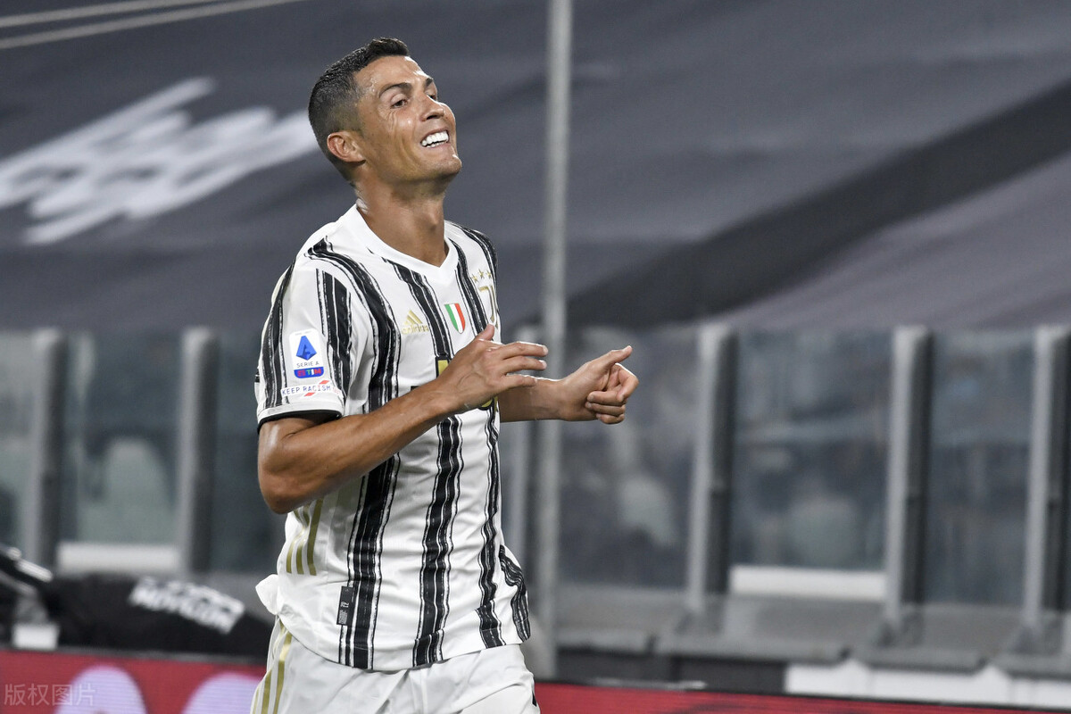 C罗回归曼联球衣销量创纪录!看看当初加盟皇马、尤文的销售数据