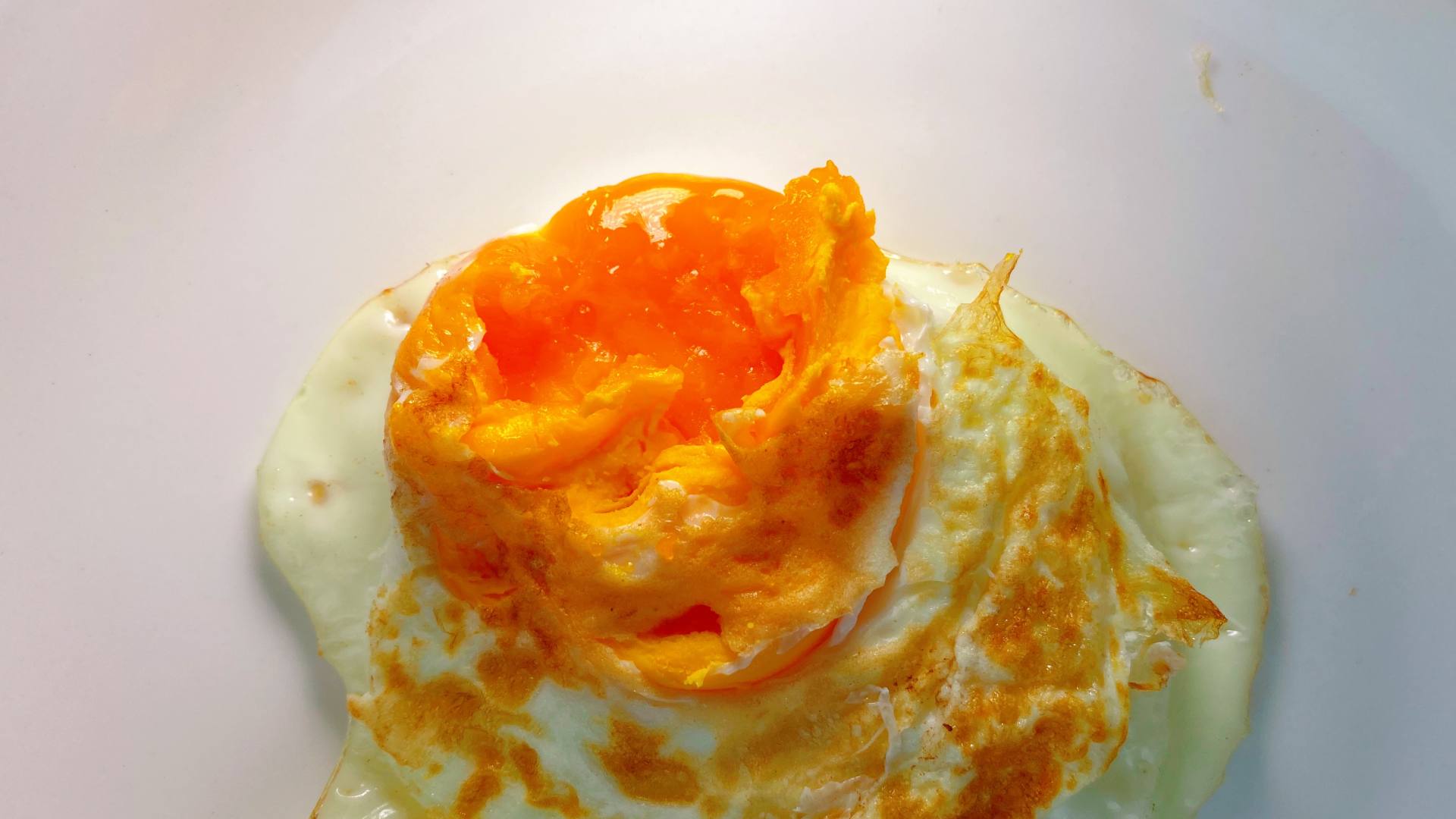 走近氪学｜粘锅退款！打死都不粘的不粘锅？