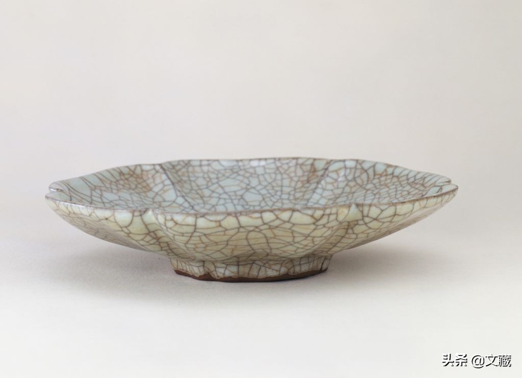 宋代五大名窑之龙泉哥窑,传世哥窑龙泉