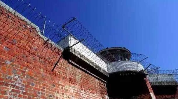 越狱真实案例,真实越狱逃跑时让人震惊