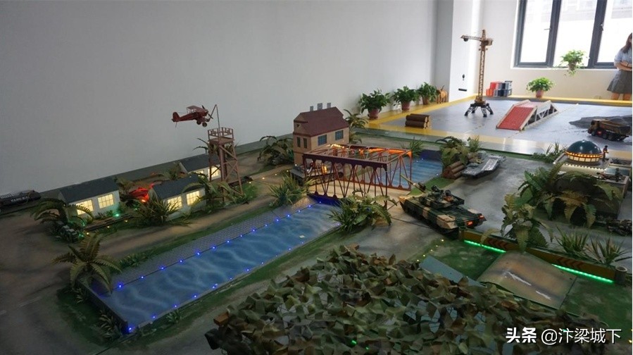 走进开封中关村智酷“亲子好嗨哟工程车乐园”感受科技创新魅力