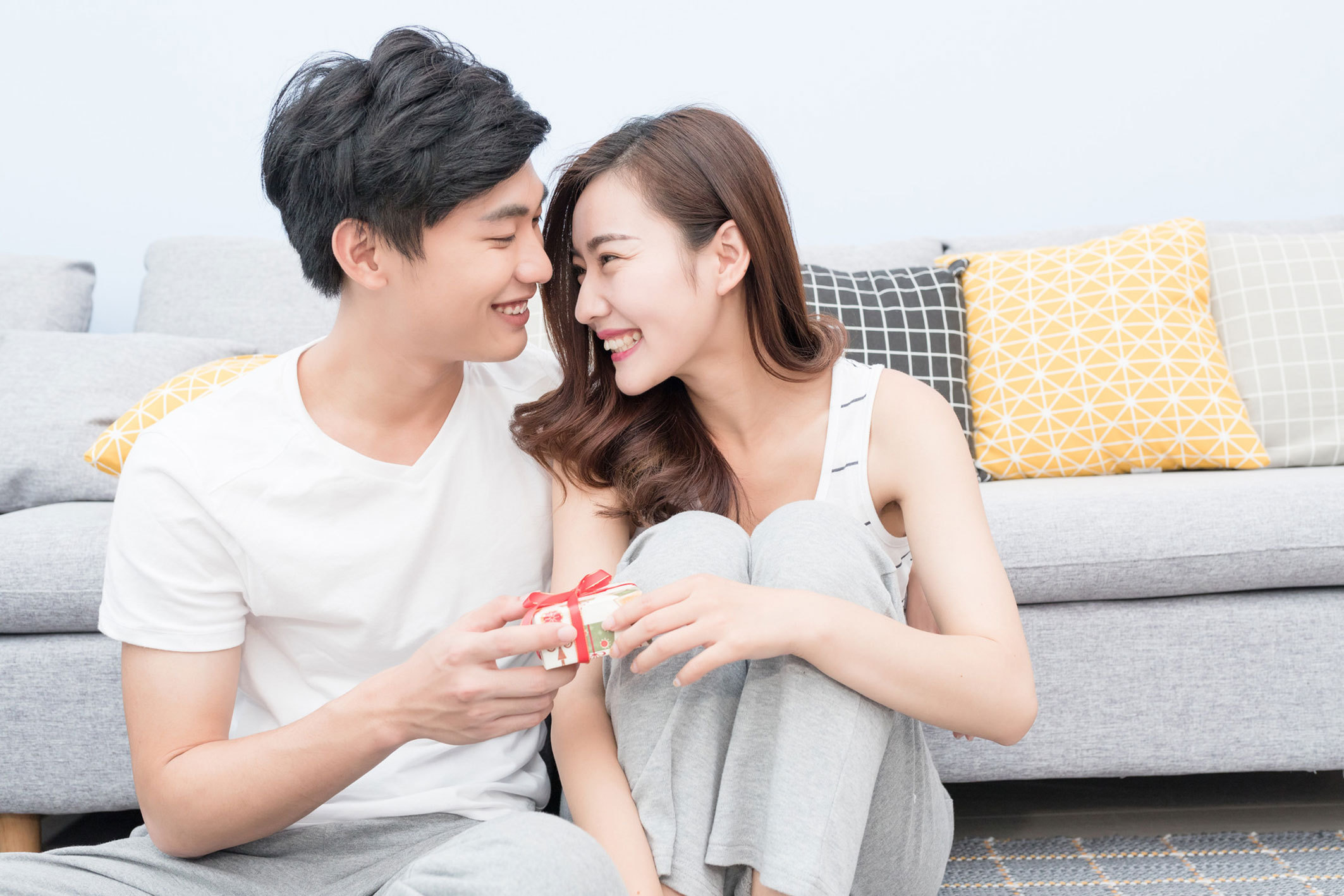 如何说话才让人愿意听,怎样说话更容易让人接受