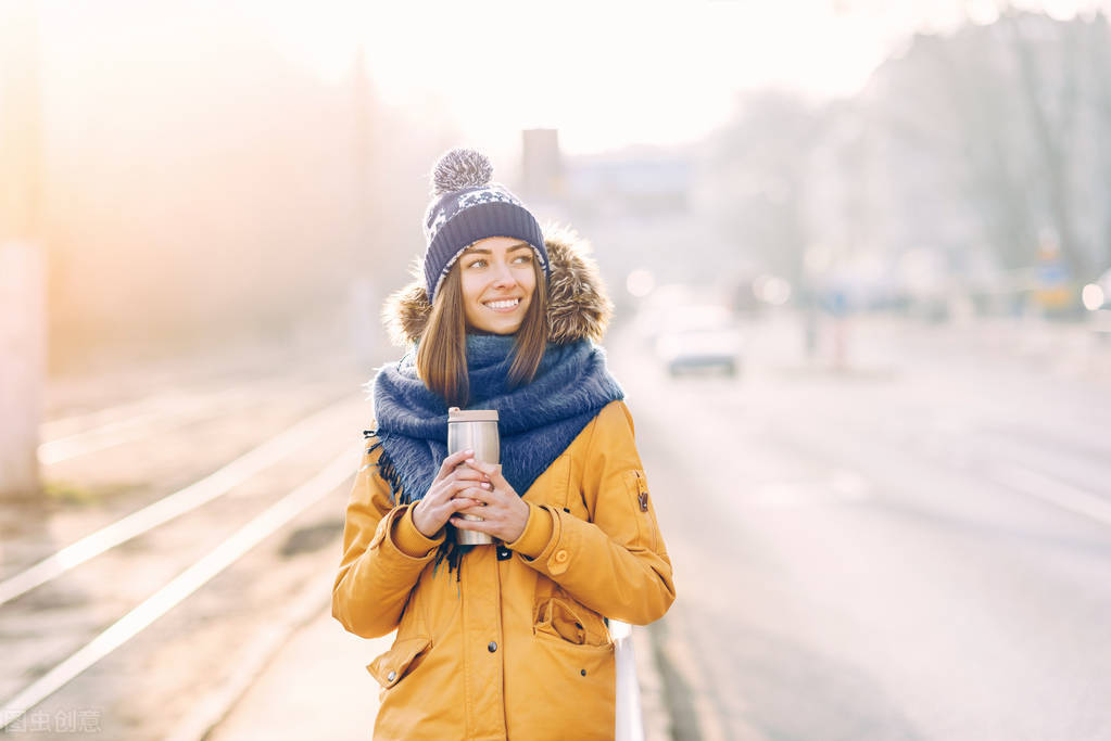 情人节是送大牌礼物还是实用礼物,女孩子情人节送什么礼物比较合适