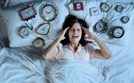 网上褪黑素治失眠是真的么,褪黑素睡眠