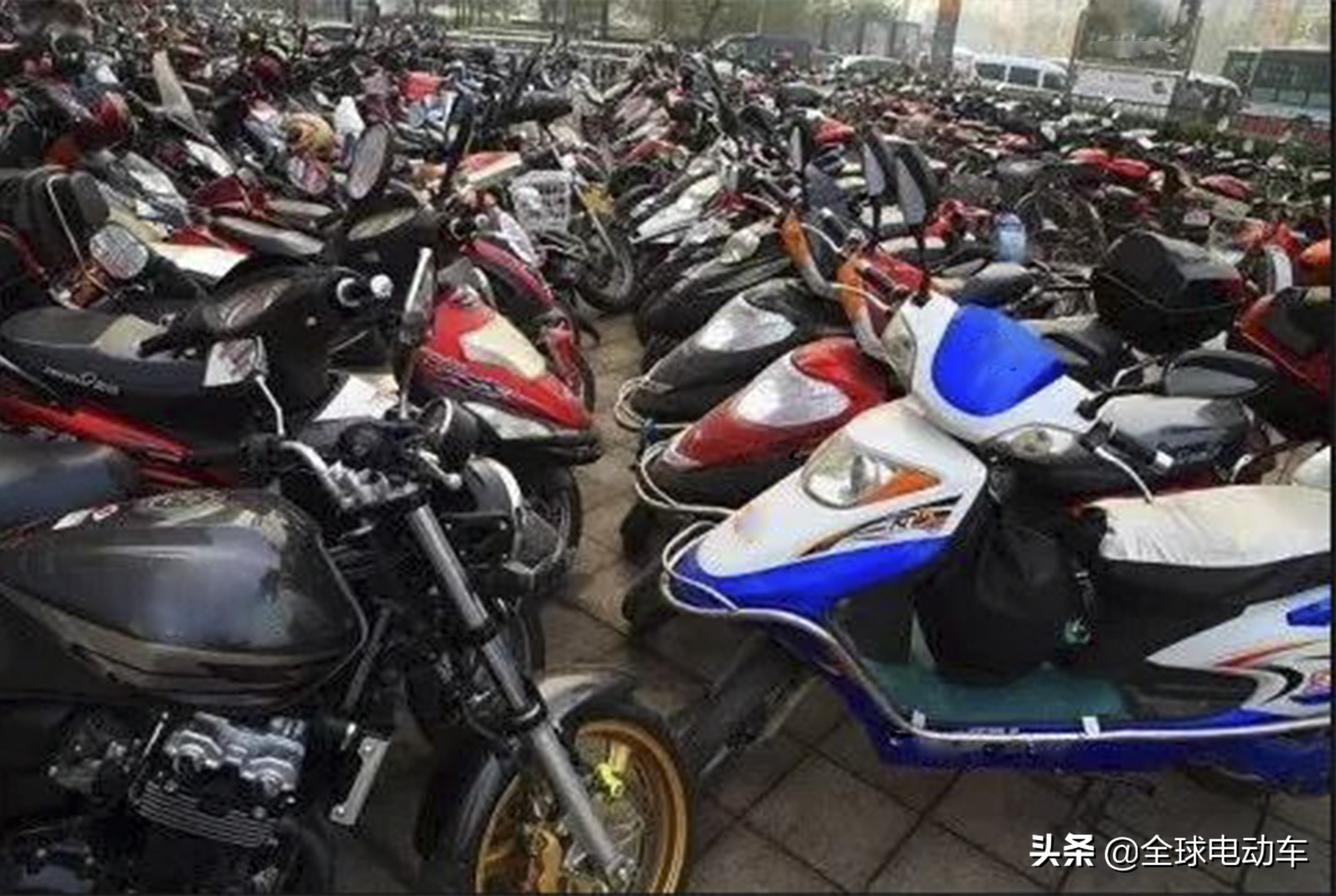 如何辨别新买的电动车是新车,怎么辨别电动车是否翻新