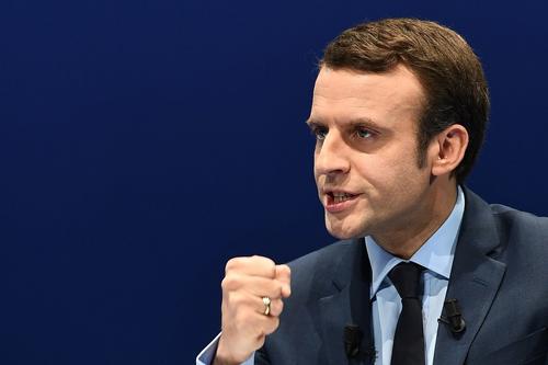 马克龙和普京的恩爱 (普京和马克龙夫妇)