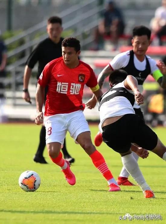 恒大艾克森和张琳芃,塔利斯卡艾克森广州恒大