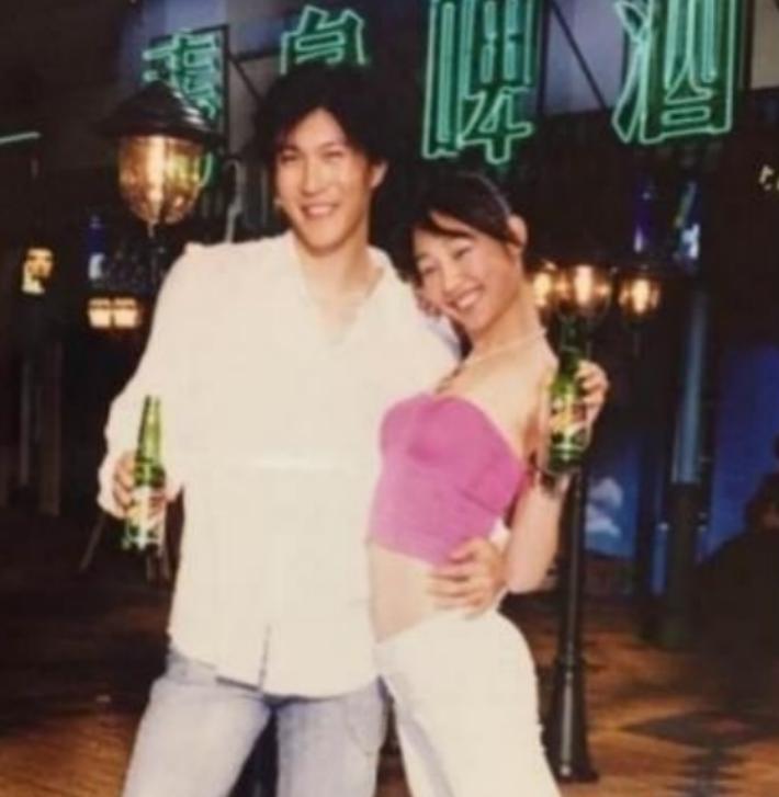 傻白甜鼻祖唐嫣演技遭质疑,傻白甜黑化是什么样子的