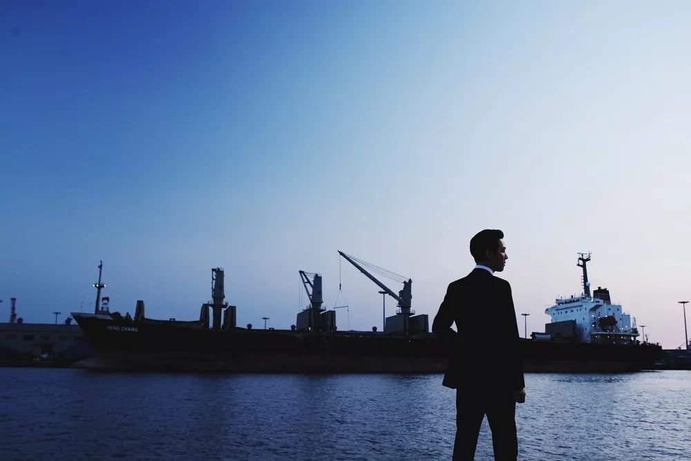 推荐一些绝对好看的韩国黑帮电影,推荐十部值得一看的韩国黑帮电影